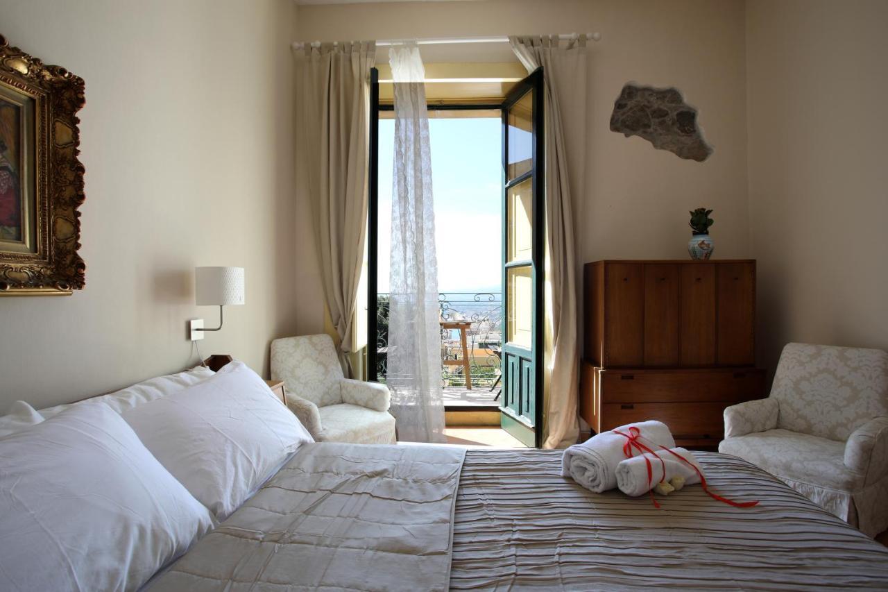 Greek Theater - Sea View Apartment Taormina Exterior photo